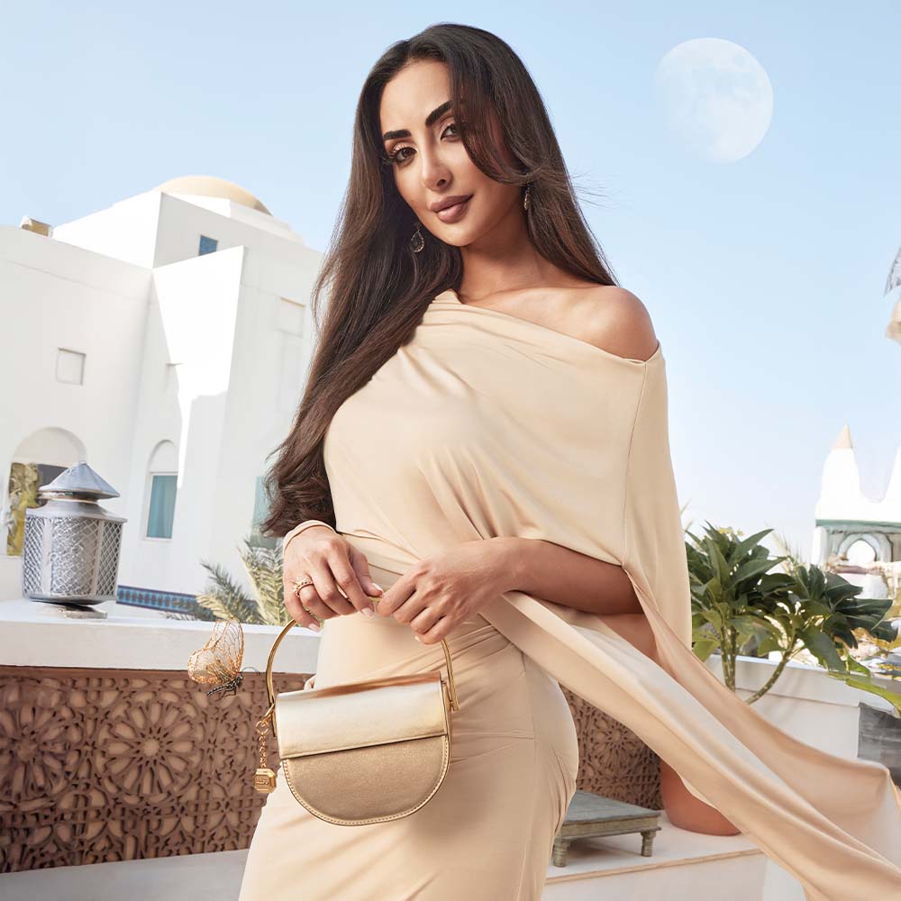 Delightful Women's Gold Top Handle